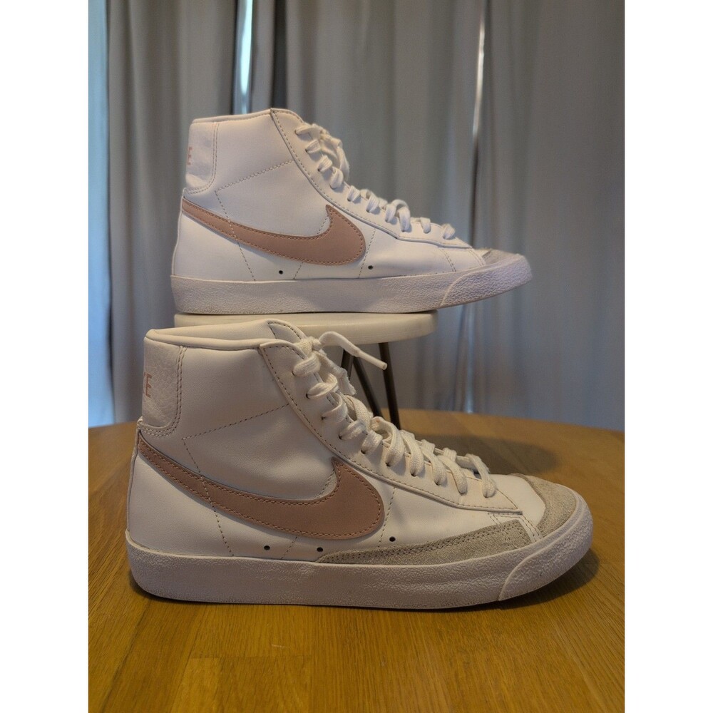 Nike Blazer Mid '77 Vintage White Peach Pink Women's Size 9 CZ1055-114 Excellent